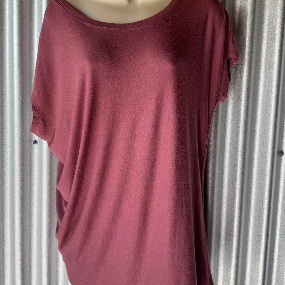 Athleta Threadlight Relaxed Asym Tee-Berry. drapey sleeve, easy asymmetrical
